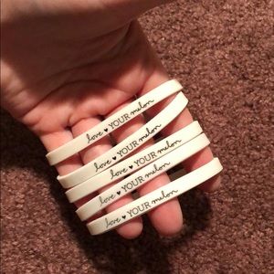 Love your melon bracelets (5)